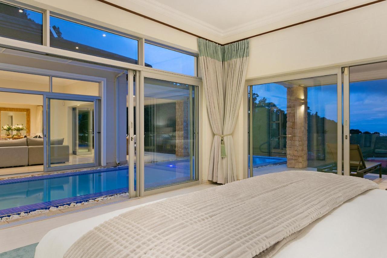 Luxury Serviced Mountain Villa In Constantia Kapstaden Exteriör bild